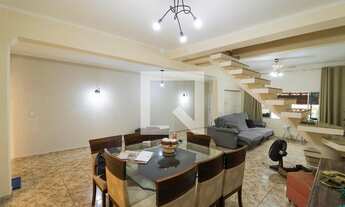 Imagem 7: Casa à Venda - Água Fria, 3 Quartos, 220 m2