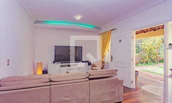 Imagem: Casa à Venda - Bosque da Saúde, 3 Quartos