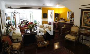 Imagem 2: Casa à Venda - Jardim Europa, 3 Quartos, 320 m2