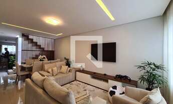 Imagem 1: Casa à Venda - Sapopemba, 3 Quartos, 222 m2