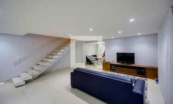 Imagem: Casa à Venda - Vila Carrão, 4 Quartos