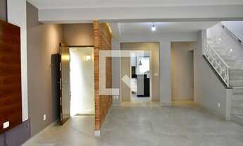 Imagem: Casa à Venda - Chácara Inglesa, 3 Quartos