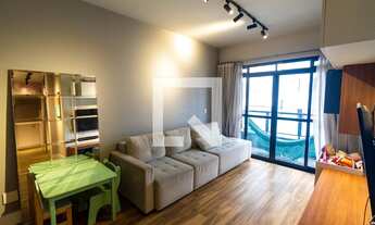 Imagem 3: Apartamento à Venda - Saúde, 3 Quartos, 240 m2