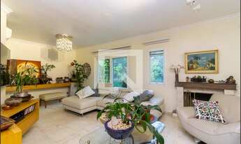 Imagem: Casa à Venda - Água Fria, 3 Quartos, 300