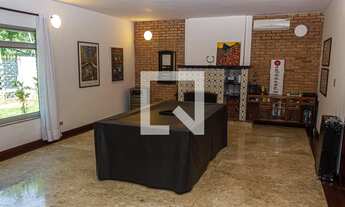 Imagem: Casa à Venda - Interlagos, 4 Quartos, 500