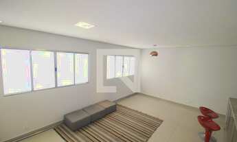 Imagem 2: Casa à Venda - Sítio do Mandaqui, 2 Quartos, 300 m2