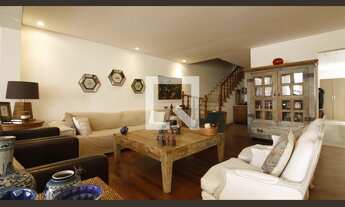 Imagem: Casa à Venda - Moema, 3 Quartos, 360 m2