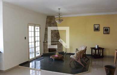 Imagem 2: Casa à Venda - Água Fria, 3 Quartos, 320 m2