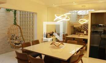 Imagem 2: Casa à Venda - Água Fria, 3 Quartos, 250 m2