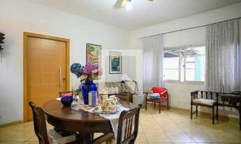 Imagem 1: Casa à Venda - Bosque da Saúde, 3 Quartos, 527 m2