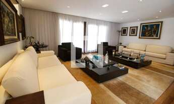 Imagem: Casa à Venda - Morumbi, 3 Quartos, 800