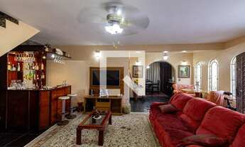 Imagem 2: Casa à Venda - Vila Ré, 3 Quartos, 261 m2