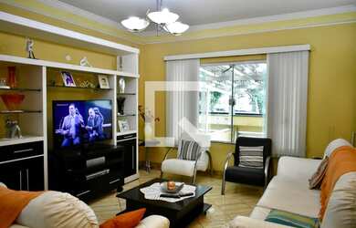 Imagem 3: Casa à Venda - Saúde, 4 Quartos, 200 m2