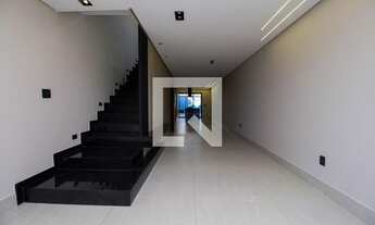 Imagem: Casa à Venda - Jardim Maringá, 3 Quartos