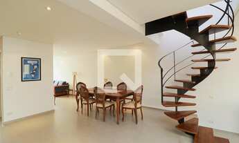 Imagem: Casa à Venda - Água Fria, 3 Quartos, 150