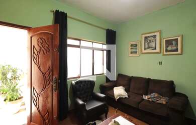 Imagem 2: Casa à Venda - Vila Carrão, 2 Quartos, 240 m2