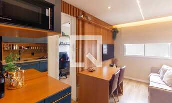 Imagem 2: Apartamento à Venda - Vila Santa Clara, 2 Quartos, 32 m2