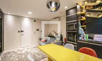 Imagem 2: Apartamento à Venda - Aclimação, 1 Quarto, 72 m2