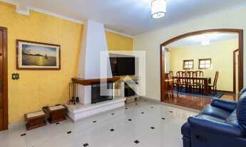 Imagem 2: Casa à Venda - Água Fria, 4 Quartos, 230 m2