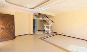 Imagem 2: Casa à Venda - Cidade São Francisco , 3 Quartos, 250 m2