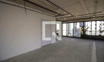 Imagem 2: Apartamento à Venda - Itaim Bibi, 3 Quartos, 209 m2