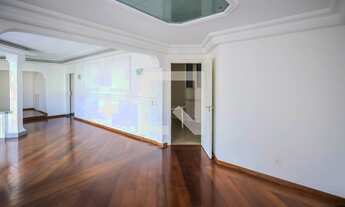 Imagem 2: Apartamento à Venda - Aclimação, 3 Quartos, 177 m2