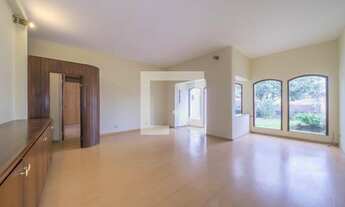 Imagem: Casa à Venda - Bosque da Saúde, 3 Quartos