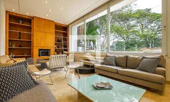 Imagem: Casa à Venda - Alto de Pinheiros, 4 Quartos