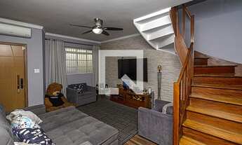 Imagem: Casa à Venda - Bosque da Saúde, 2 Quartos