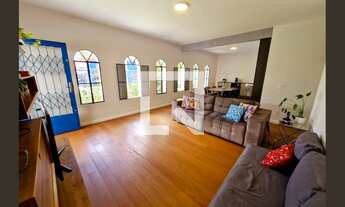 Imagem 2: Casa à Venda - Água Fria, 3 Quartos, 249 m2