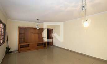 Imagem 2: Casa à Venda - Jardim Brasil , 3 Quartos, 300 m2