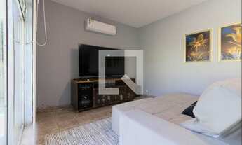 Imagem 3: Casa à Venda - Bosque da Saúde, 3 Quartos, 250 m2