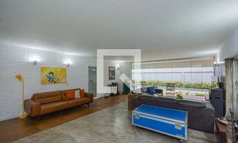 Imagem: Casa à Venda - Interlagos, 3 Quartos, 460