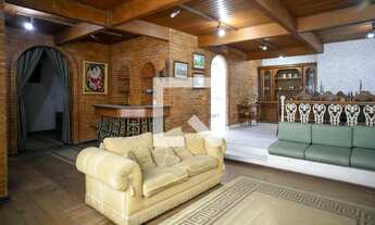 Imagem: Casa à Venda - Bosque da Saúde, 5 Quartos