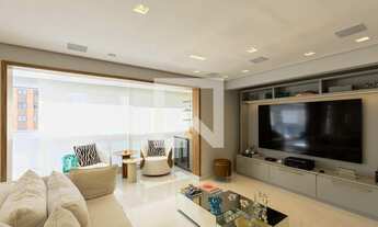 Imagem 4: Apartamento à Venda - Santa Cecília, 3 Quartos, 162 m2