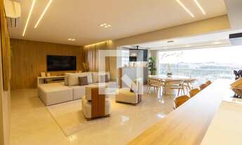 Imagem 5: Apartamento à Venda - Jardim Éster Yolanda, 3 Quartos, 150 m2