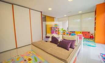 Imagem: Casa à Venda - Pacaembu, 5 Quartos, 687