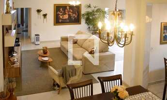 Imagem: Casa à Venda - Vila Carrão, 4 Quartos