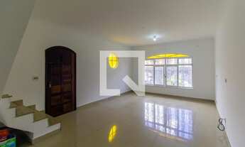 Imagem: Casa à Venda - Vila Santa Clara, 4 Quartos