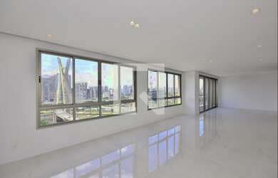 Imagem 5: Apartamento à Venda - Real Parque, 3 Quartos, 233 m2