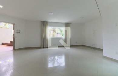 Imagem 2: Casa à Venda - Bosque da Saúde, 3 Quartos, 260 m2