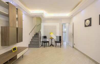 Imagem 2: Casa à Venda - Vila Carrão, 3 Quartos, 180 m2