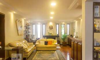 Imagem 2: Casa à Venda - Interlagos, 3 Quartos, 247 m2