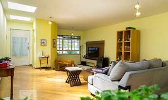 Imagem: Casa à Venda - Saúde, 3 Quartos, 300 m2