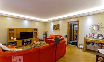 Imagem: Casa à Venda - Bosque da Saúde, 3 Quartos