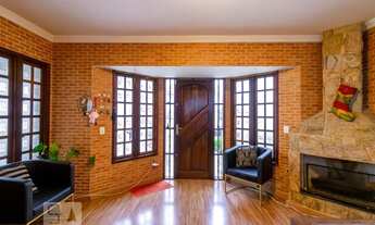 Imagem: Casa à Venda - Bosque da Saúde, 4 Quartos