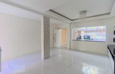 Imagem 3: Casa à Venda - Jardim Santa Emília, 3 Quartos, 300 m2