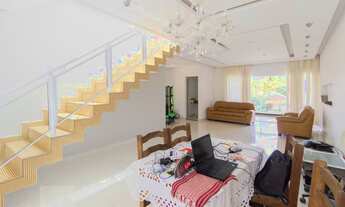 Imagem 4: Casa à Venda - Água Fria, 8 Quartos, 700 m2