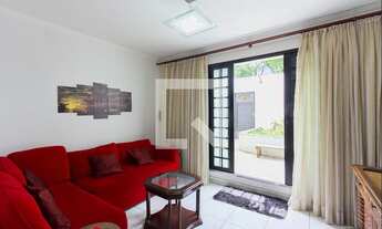 Imagem: Casa à Venda - Moema, 3 Quartos, 150 m2