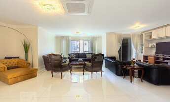 Imagem 4: Apartamento à Venda - Itaim Bibi, 3 Quartos, 215 m2